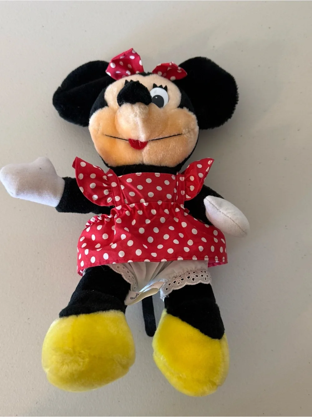 Vintage 90’s Disneyland Walt Disney World Plush Minnie Mouse 14”